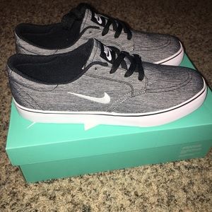 Nike SB Clutch Sneakers